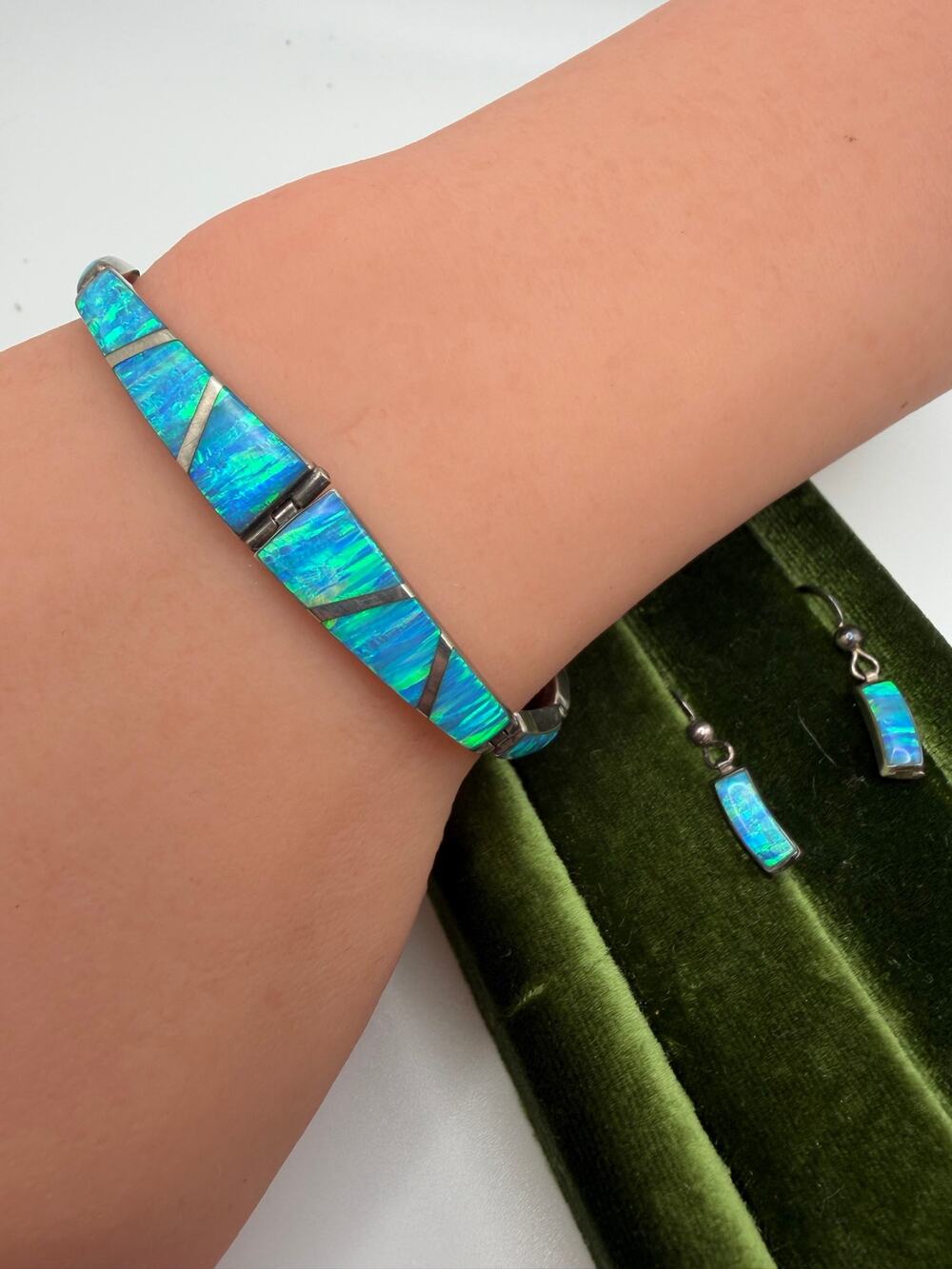 E. LUNAS 950 Sterling Silver blue Opal Inlay Bracelet and Earrings Set